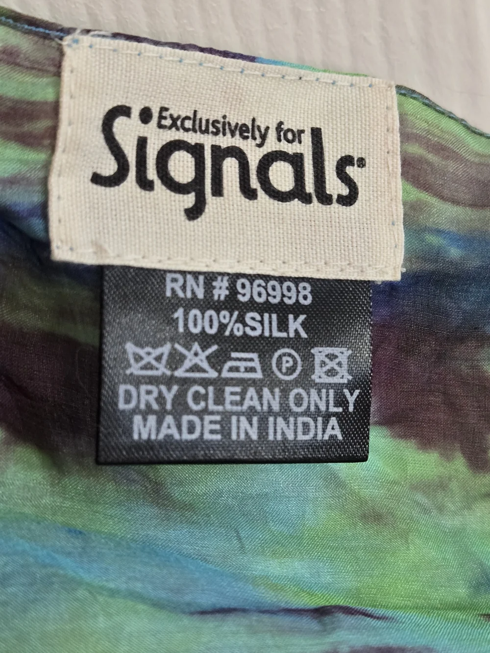 Signals long flowy